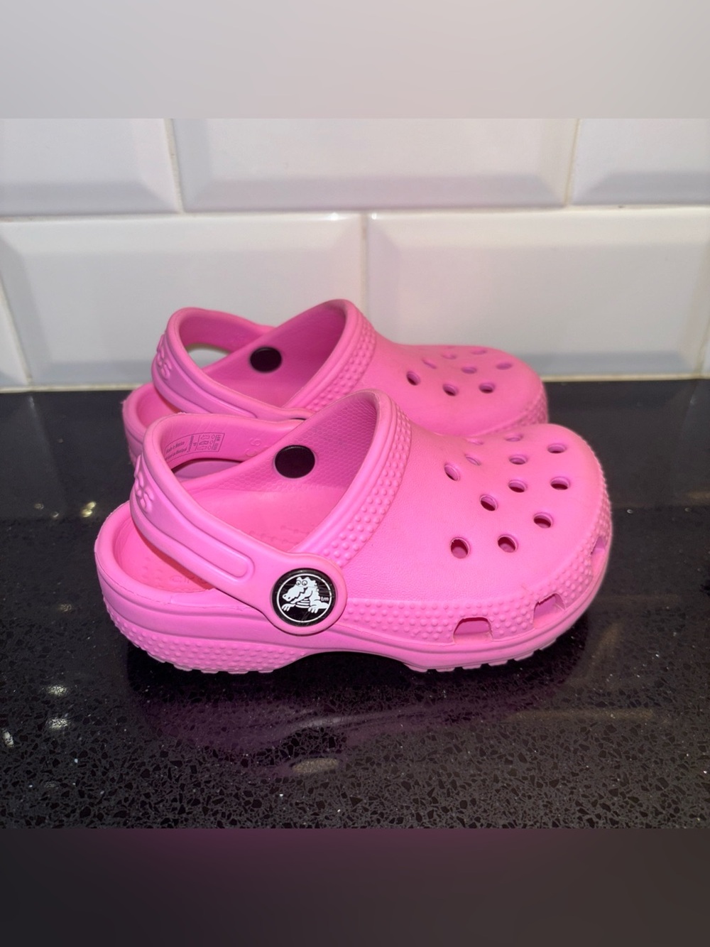 Crocs Classic Clogs Size 6 C6 Toddler Girls Pink
